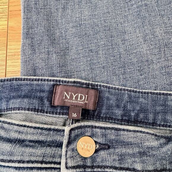 NYDJ Cropped Curvy Denim Blue Jeans Women’s Size 16 - Picture 6 of 8